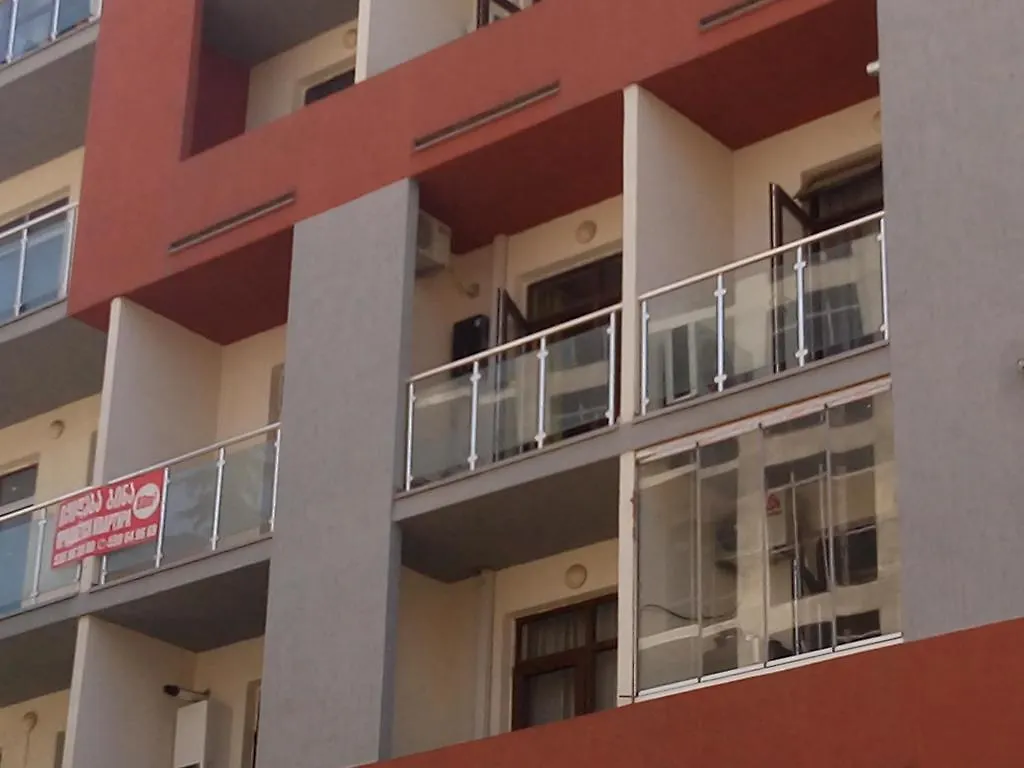 Studio Apartment In Batoemi Georgië